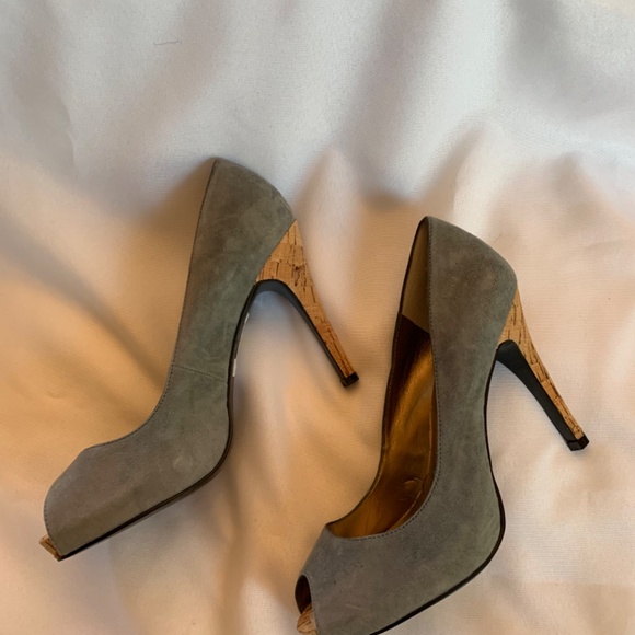 Guess By Marciano Gray Suede Feel Open Toe Heels with Cork Look Heels! - Picture 2 of 13